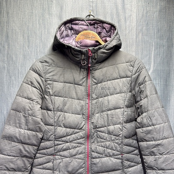 🚩 Mountain Warehouse Gray Women's puffer Jacket size 4 - Picture 3 of 10